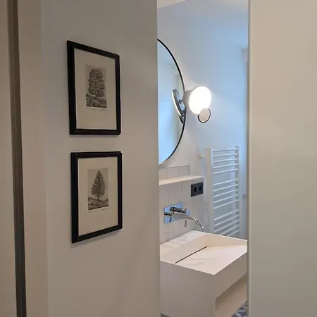 Hotel-weingut Bernard מלון Sulzfeld am Main