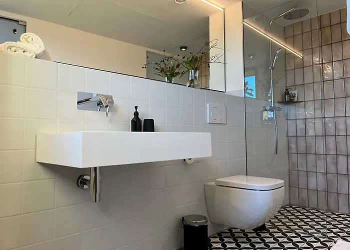 Hotel-weingut Bernard Отель