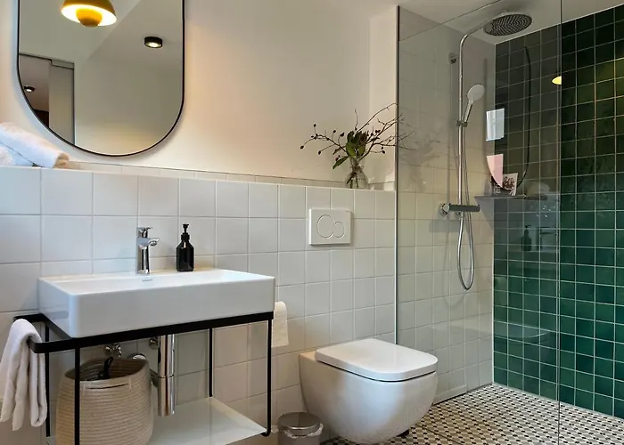 Hotel-weingut Bernard Отель Sulzfeld am Main