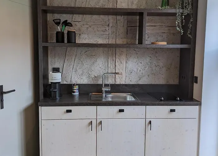 Hotel-weingut Bernard Отель *