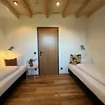 Hotel Hotel-weingut Bernard Sulzfeld am Main